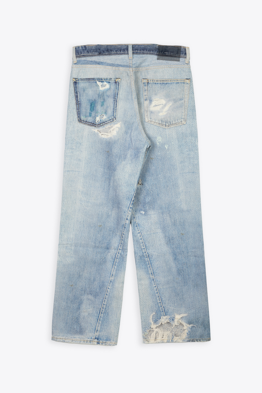 alt-image__Light-blue-digital-printed-jeans---Third-cut