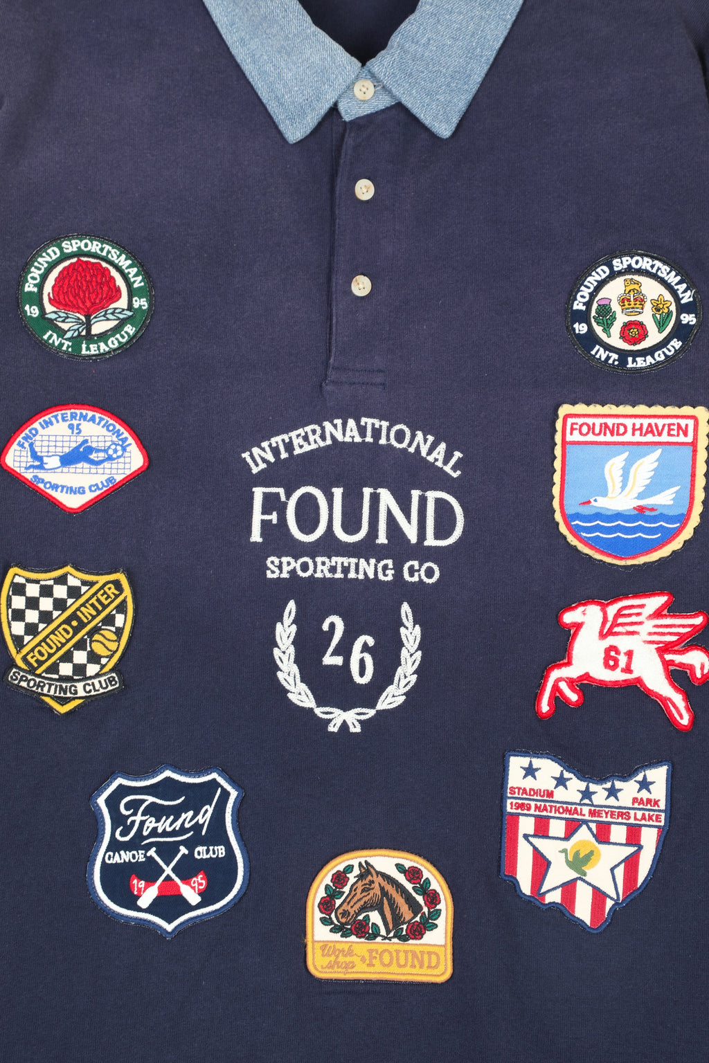 alt-image__Polo-blu-con-patch