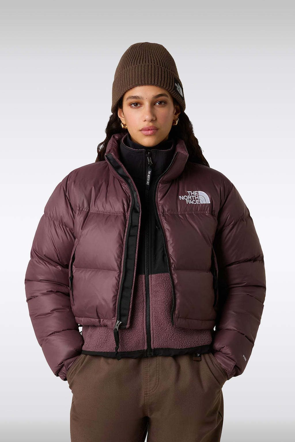 alt-image__Piumino-corto-in-nylon-bordeaux---W-Nuptse-Short-Jacket
