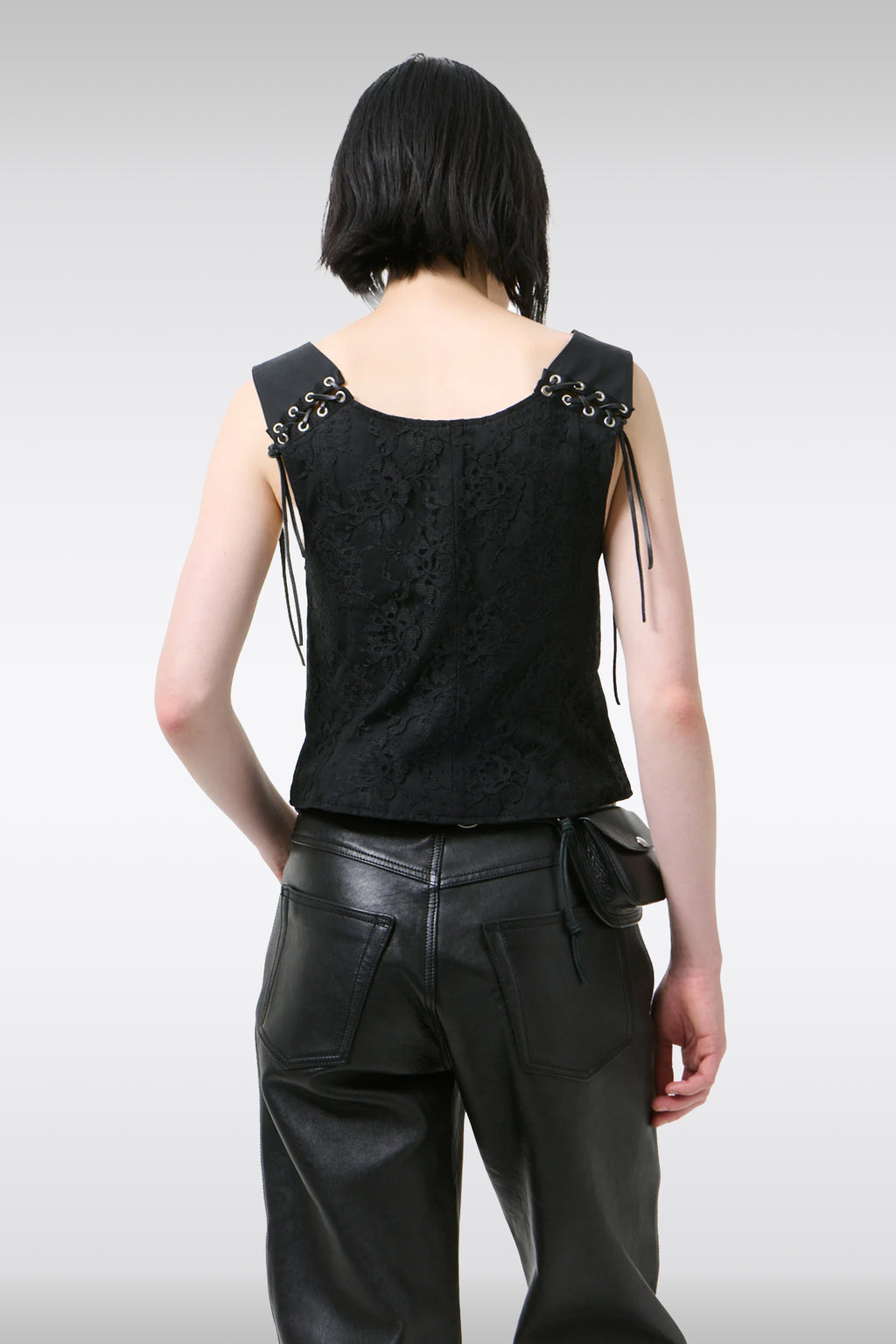 alt-image__Bustino-nero-in-canvas-con-lavorazione-in-pizzo---Tough-Vest
