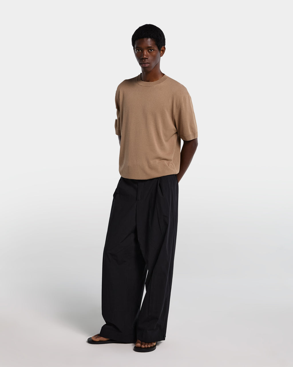 alt-image__T-shirt-in-viscosa-color-cammello