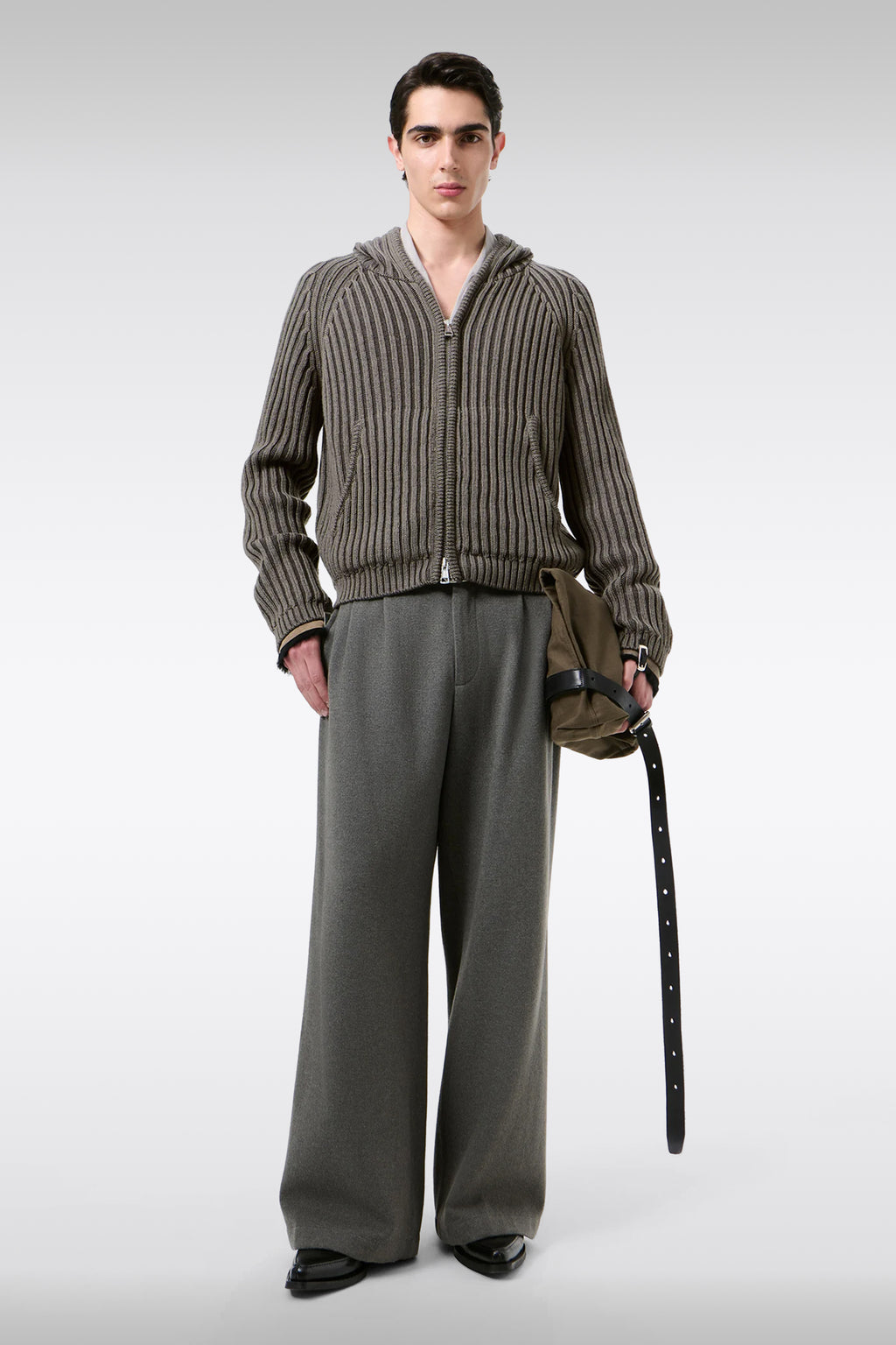 alt-image__Cardigan-in-lana-a-coste-verde-militare-con-cappuccio-e-zip---Level-Hood
