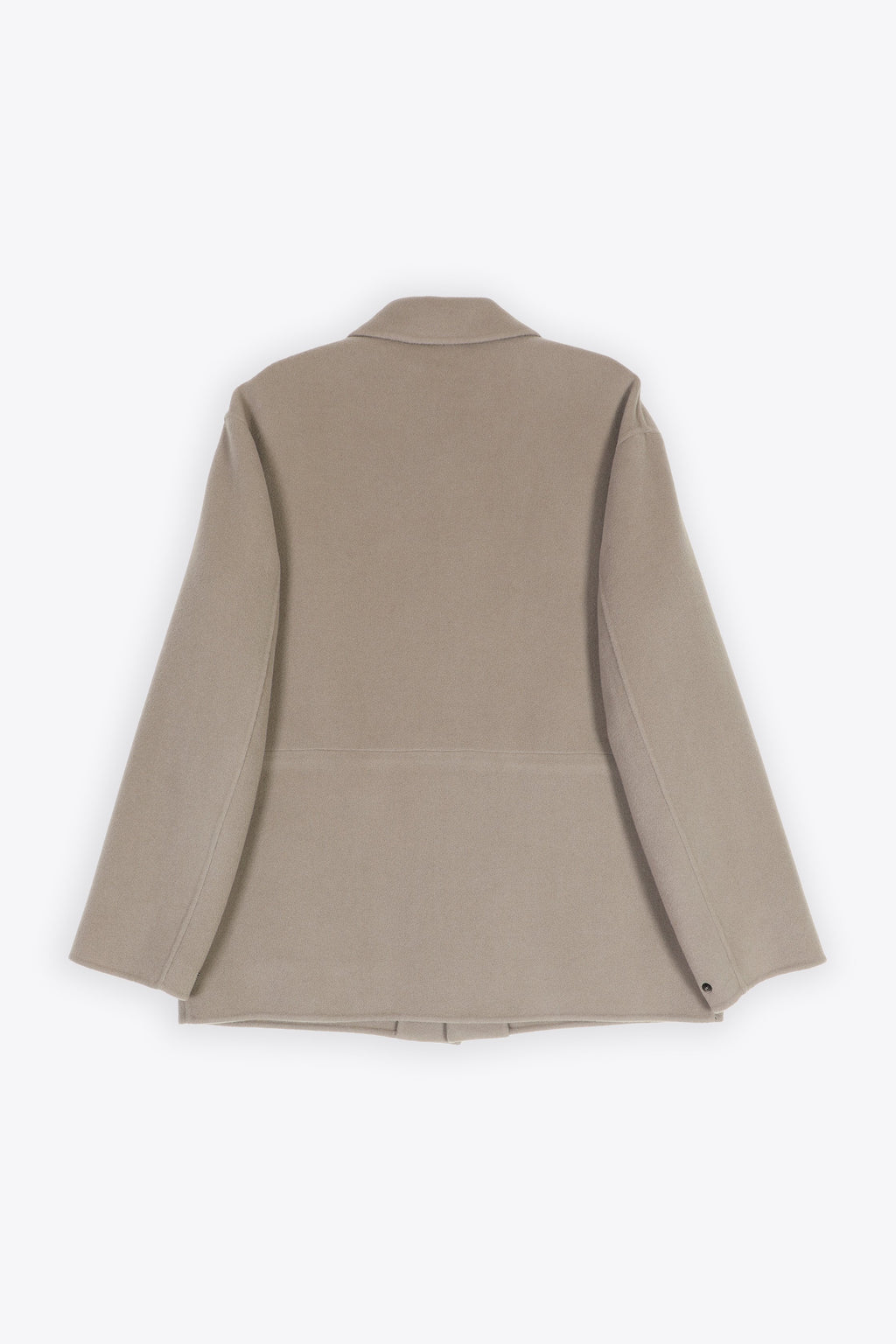 alt-image__Cappotto-corto-in-lana-tortora-con-multi-tasche---Casteldelmonte
