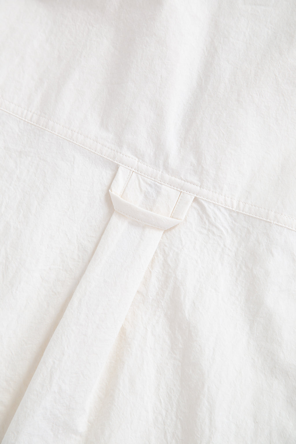 alt-image__Camicia-in-popeline-panna-con-zip-e-maniche-corte