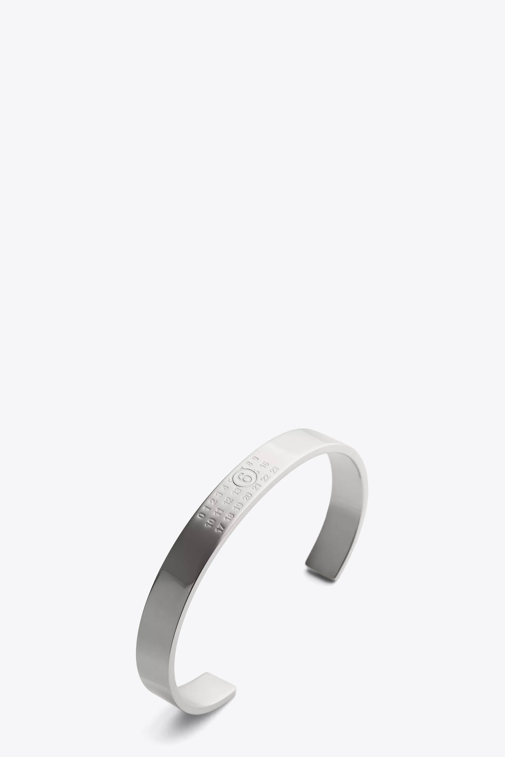 alt-image__Bracciale-bangle-sottile-in-ottone-color-argento-con-logo-numeric