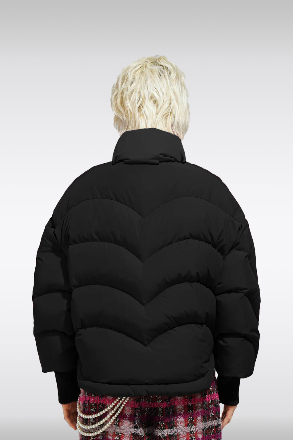 alt-image__Bomber-nero-in-nylon-satinato-con-tasche-a-forma-di-cuore---Corazon
