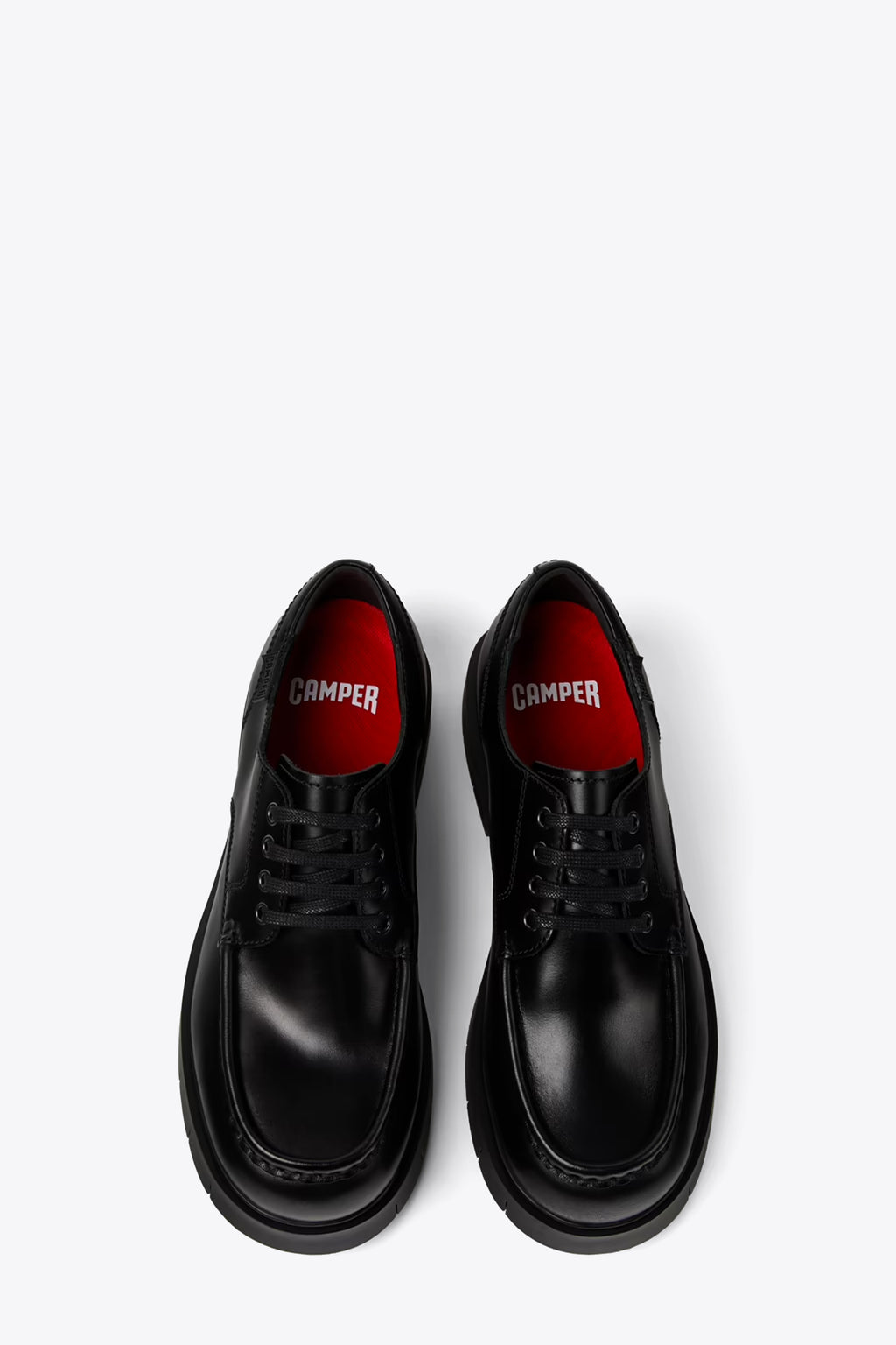 alt-image__Scarpa-derby-in-pelle-nera-con-cucitura-a-vista---Alaro
