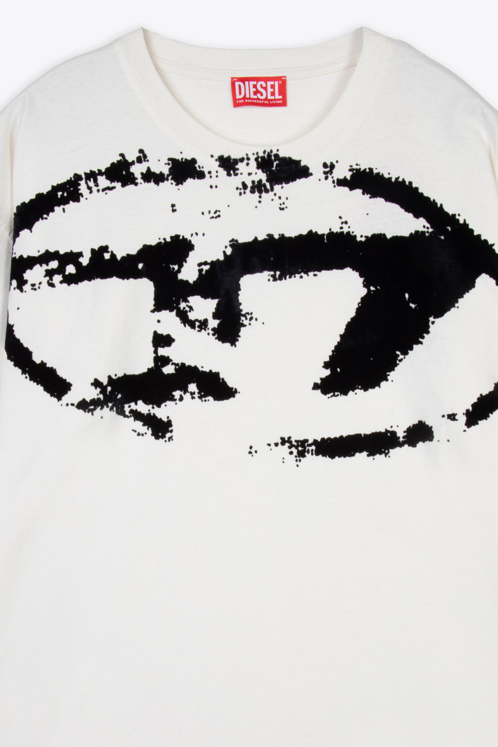 alt-image__Off-white-cotton-t-shirt-with-flock-logo-print---T-Boxt-N14
