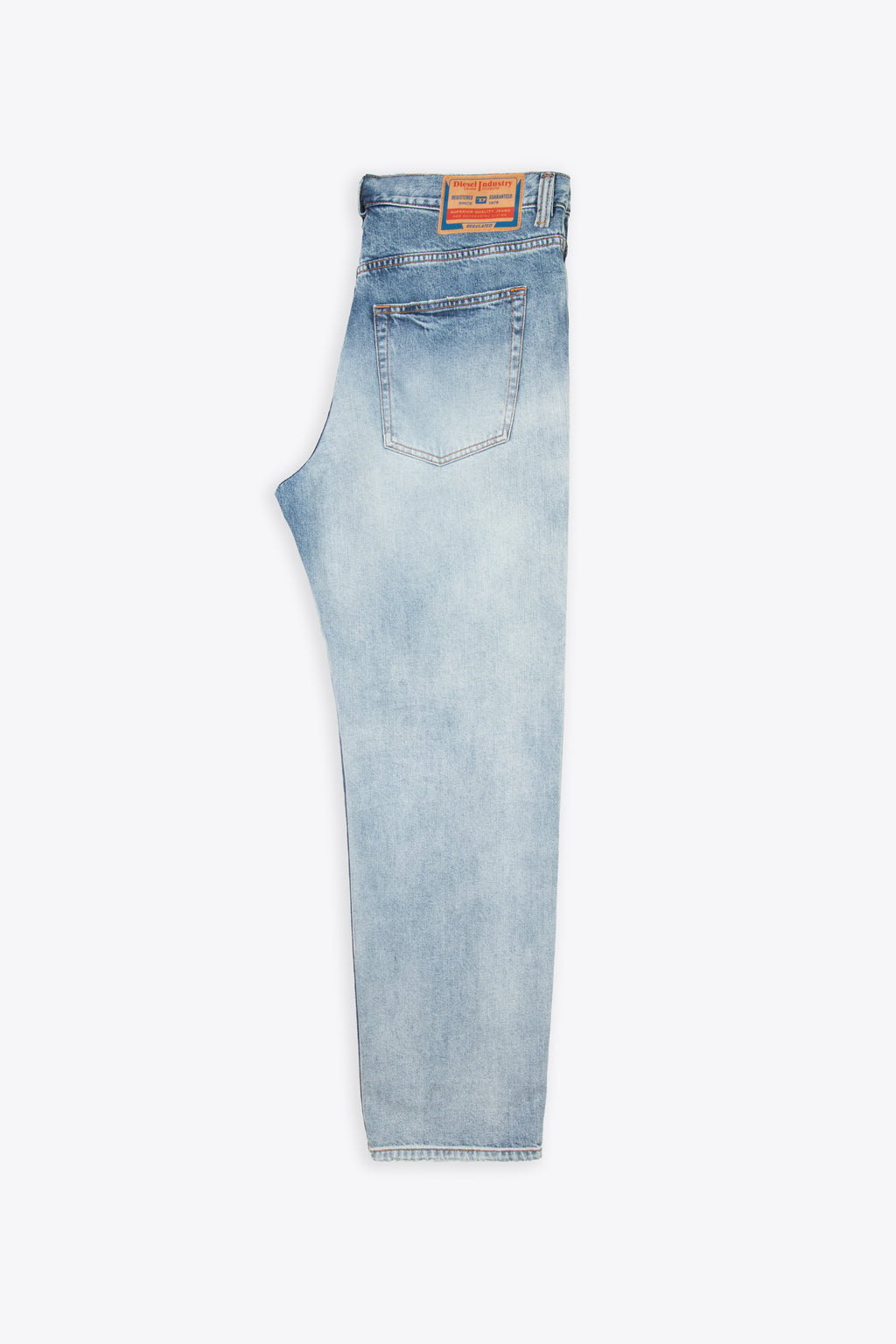 alt-image__Washed-light-blue-loose-fit-jeans---2010-D-Macs
