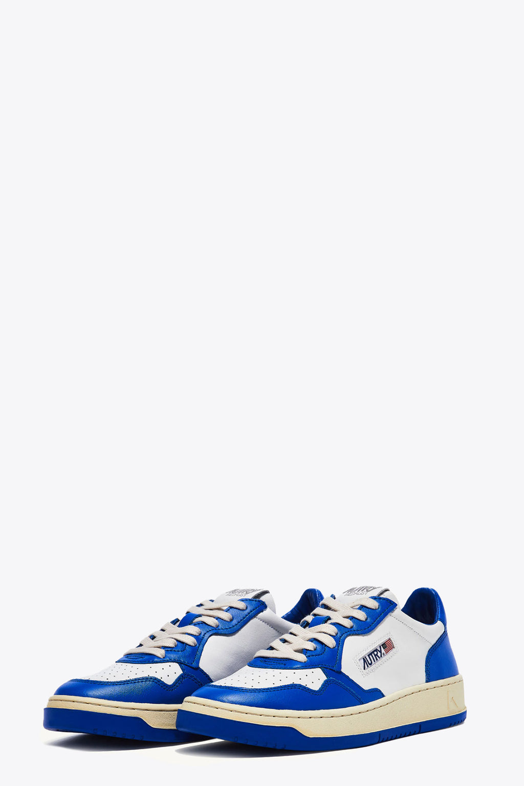 alt-image__White-and-royal-blue-leather-low-sneaker---Medalist-