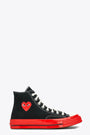 Sneaker in tela nera in collaborazione con Converse. 